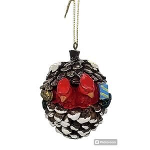Vintage Woodland Cardinals Red Birds Christmas Ornament In Snow Covered Pinecone